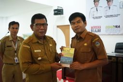 Kayong Utara luncurkan buku mulok pendidikan lingkungan hidup