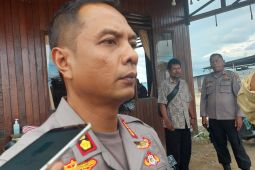Personel Polres Sorong tanam 1.000 bibit pohon produktif