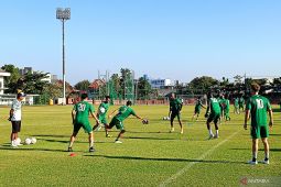 Liga 1 - Pelatih Persebaya pelajari gaya permainan Madura United