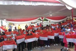 Walikota Pangkalpinang dan Pj Gubernur Babel kompak senam pagi di Kelurahan Bacang
