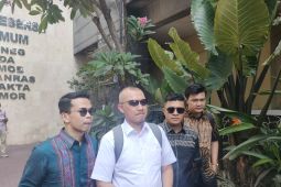 Ayah Sultan penuhi panggilan polisi