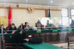 Hakim vonis warga Australia 9 bulan penjara karena bawa ganja