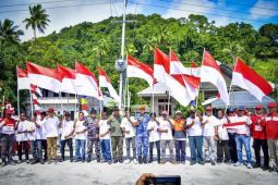 Peringati HUT RI Ke 78 Bupati MTH Pimpin Kirab Merah Putih Lintas Malra.