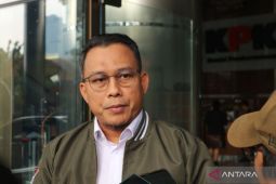 KPK menggeledah Kantor Wali Kota Bima