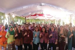 Menteri PPPA edukasi perempuan Tabanan cara pemasaran di medsos