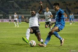 Liga 1 - Persib raih kemenangan kandang pertama dengan kandaskan Rans 2-1