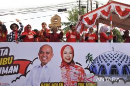 Bawaslu Babel: atribut parpol di karnaval HUT RI bentuk sosialisasi