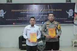 KPU Batanghari tanda tangani perjanjian kerja sama dengan Polres