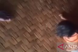 Petugas kesehatan pastikan balita korban penganiayaan kondisinya sehat