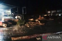 Puluhan warga di Nagan Raya mengungsi akibat banjir bandang