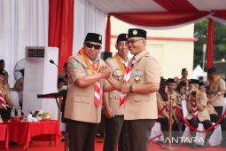 Wakil Ketua DPRD Kaltim terima lencana Pancawarsa I