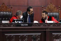 MK tolak pengujian ketum parpol bisa jabat 10 tahun