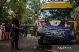 PT Pos jamin pengiriman bilah logam kuningan untuk bagian depan Istana Kepresidenan IKN