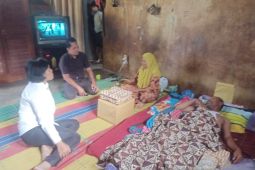 Kapolres Padangsidimpuan salurkan batuan kepada korban tanah longsor