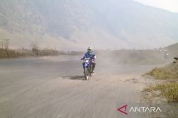 Taklukan lautan berpasir Bromo, Yamaha STSJ beri kiat hadapi jalur berpasir