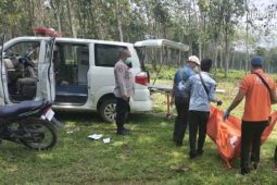 Polres Simalungun evakuasi temuan mayat di area perkebunan getah