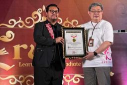 UC Surabaya pecahkan rekor MURI BMC terbanyak buatan mahasiswa baru