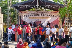 PDIP Surabaya kenalkan Ganjar ke warga lewat jalan sehat
