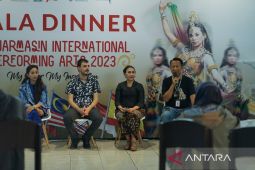 Seniman lima negara berpartisipasi pada pergelaran seni "BIPA" di Kota Banjarmasin