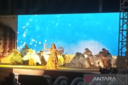 Para seniman mancanegara tampil di pembukaan Banjarmasin International Performing Arts