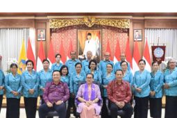Putri Koster minta kader PKK Bali kawal upaya sejahterakan keluarga