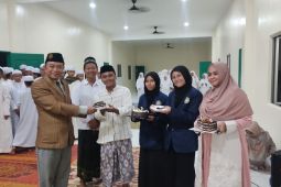 Rektor Unuja minta mahasantri jaga keseimbangan "Qurani" dan "kauni"