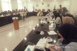 DPRD Maluku: Pelindo harus akomodasi pedagang asongan