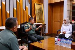 Pemkab Banyuwangi dan TNI AD bahas rehab Asrama Inggrisan untuk wisata
