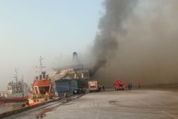 Kemenhub maksimalkan pemadaman kebakaran KM Mutiara Berkah I