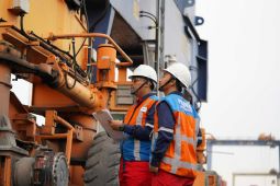 Hari Pelindo 2023, Pelindo run and ride, peduli lingkungan hingga donor darah