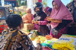 Bulog dan Pemkab Situbondo gelar pasar pangan murah stabilisasi harga