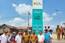 PLN Babel hadirkan internet lengkapi layanan warga Pulau Lepar