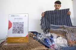 Loka karya tenun tradisional
