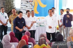 Menteri Erick pastikan kesiapan BUMN salurkan bantuan pangan