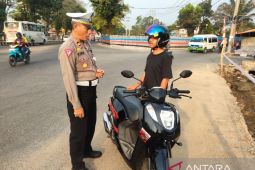 Satlantas Polres Balangan berikan teguran humanis kepada pengendara
