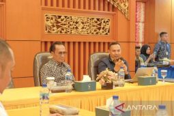 DPRD Kalsel inginkan anggaran pendidikan minimal sesuai "mandatory spending'"