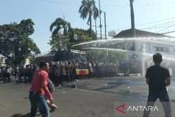 Polres Cirebon Kota simulasi pengamanan konflik pemilu