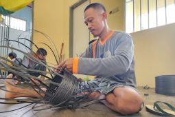 Napi Lapas Pohuwato ubah plastik bekas jadi kerajinan tangan
