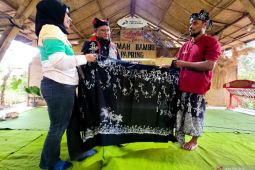 Pertamina bantu pemasaran produk "Kampoeng Papring" Banyuwangi