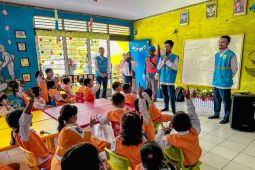 PLN UP3 Masohi-Dikbud laksanakan Program Belajar Menyenangkan