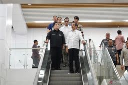 Erick Thohir jamin naik kereta cepat Jakarta-Bandung tetap aman dan nyaman bahkan saat kecepatan tertinggi
