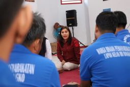 Plt Kakanwil Kemenkumham Jambi perkuat hubungan dengan warga binaan