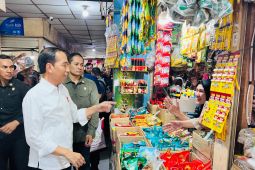 Presiden Jokowi pantau harga pangan di Pasar Johar Karawang
