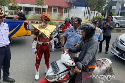 Kaltim kemarin, Power Ranger tertibkan parkir hingga investor IKN