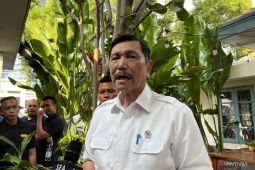 Luhut harap investasi perusahaan kaca asal China tidak lepas ke negara lain karena konflik Rempang