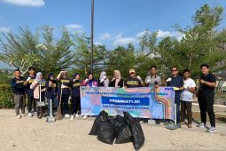 PNM Babel gotong royong bersihkan taman Dealova