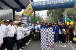 Banjarmasin resmikan Shelter 0 Km dan jalan santai semarakkan Harjad Ke-497