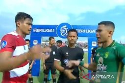 Liga 1 - Madura United taklukkan Persebaya 3-0