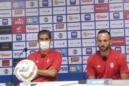 Bali United berlatih di rumput sintetis lawan tim Filipina di AFC