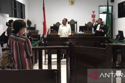 Empat terdakwa dugan korupsi jalan Inamosol jalani  persidangan